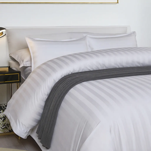 <span class=keywords><strong>Set</strong></span> di <span class=keywords><strong>lenzuola</strong></span> da letto per ospedale dell'hotel <span class=keywords><strong>Set</strong></span> di biancheria da letto in <span class=keywords><strong>cotone</strong></span> a righe da 3cm tessuto morbido come <span class=keywords><strong>cotone</strong></span> egiziano a fiocco lungo - Product Image 3