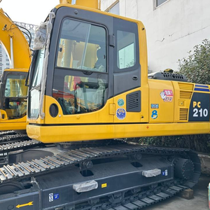 Excavadora de cadenas Komatsu PC210-8 original, 21 toneladas, motor de 110/2000 kW y motorreductor, buen precio, en stock. - Product Image 6