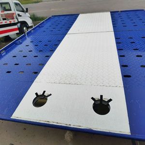 Vente directe usine Nouveau ISUZU 00P Camion de dépannage à plateau plat diesel compact 4X2 avec fonction de transport de voitures et de remorquage pour assistance routière - Product Image 5