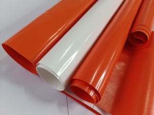 Lona PVC duradera para cortinas de gallinero | Impermeable resistente UV para granja avícola - Product Image 5