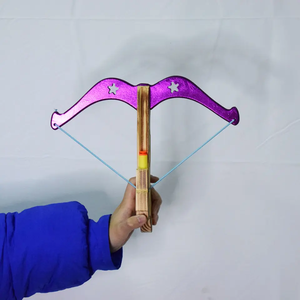 Classic toy boy gifts shooting game arco e freccia fatti a mano per bambini che giocano all'aperto giocattolo con balestra <span class=keywords><strong>in</strong></span> <span class=keywords><strong>legno</strong></span> - Product Image 2
