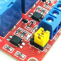 Papan relai pemicu tingkat tinggi dan rendah, stok baru 8 saluran 5V 12V 24V modul relai Optocoupler merah