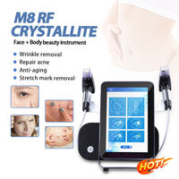 Appareil professionnel de microneedling RF pour le raffermissement de la peau du corps et l'amélioration des vergetures