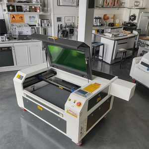 Machine de gravure laser CO2 KH-7050 à commande Ruida, directement de l'usine, pour le bois, l'acrylique, le MDF et le cuir - Product Image 2