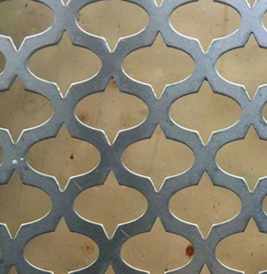 Panneau métallique perforé à motif ajouré, revêtu de poudre, anti-rouille, pour usage extérieur - Product Image 6