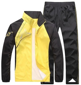 Wholesale Fashion Custom Men Sweatsuit <b>Plain</b> <b>Tracksuits</b> - Product Image 1