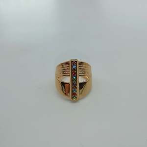 แหวนแฟชั่น สแตนเลสสตีล 316L ชุบทอง PVD ประดับพลอยหลากสี สำหรับผู้หญิง - Product Image 1