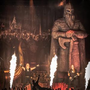 Décoration de scène gonflable, <span class=keywords><strong>masque</strong></span> gonflable doré, python gonflable, guerrier blindé gonflable pour le tour d'Amon Amarth - Product Image 3