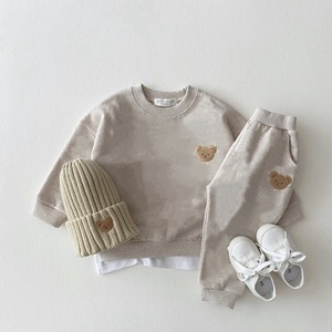 <span class=keywords><strong>Gorro</strong></span> de Invierno Cálido para Bebé Tejido a Mano con Bordado de Oso de Ganchillo - Product Image 4
