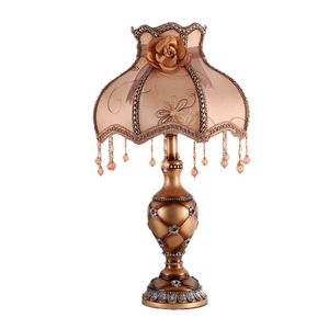 Nouvelle lampe de bureau décorative en résine LED de conception industrielle, réglable, de haute qualité, pour usage hôtelier - Product Image 4