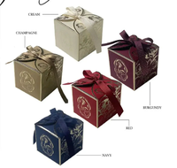 Nouveau or ruban papier cadeau emballage carton Uv revêtement fleur boîte à bonbons chocolat pour les faveurs de fête de mariage
