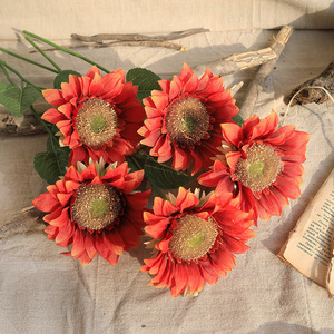 Fleur de tournesol artificielle en soie, branche unique, décoration intérieure, accessoires de mariage, photographie en extérieur - Product Image 4