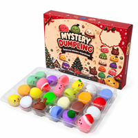 Vente en gros : Boîte surprise de Noël, Jouet anti-stress Squishy à rebond lent, à presser, design animaux variés en forme de boulette