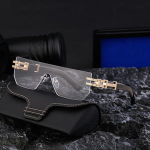 Lunettes de soleil sans monture personnalisées pour hommes, verres polarisés UV400 en PC, style Instagram noir, lunettes de sport avec étui - Product Image 3