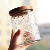 Pot en verre transparent gaufré de style bohème avec couvercle en bois naturel, récipient hermétique pour noix, épices, café, assaisonnements