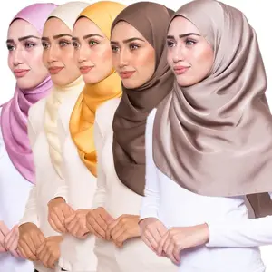 BSBH 2023 베스트 핫 판매 프리미엄 새틴 실크 Hijab 스카프 반짝 이는 이슬람 모조 실크 스카프 일반 컬러 뽕나무 실크 스카프