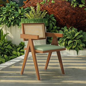 Chaise de salle à manger en bois de style industriel nordique - Écologique et durable - Meubles pour restaurant - Utilisation en extérieur - Product Image 3