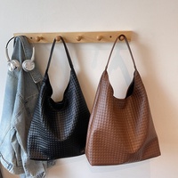 Sac bandoulière décontracté en PU tressé, best-seller transfrontalier, nouvelle collection 2026, grand format en polyester