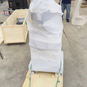 Scie à découper les profilés en aluminium robuste à tête unique avec lame de 350 mm pour profilés de 100x100 mm et système d'alimentation de 4 mètres - Product Image 6