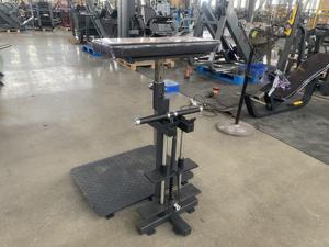 Nouvelle machine d'entraînement de fitness pour <span class=keywords><strong>biceps</strong></span> et avant-bras, équipement de musculation de conception innovante pour usine commerciale chinoise - Product Image 5