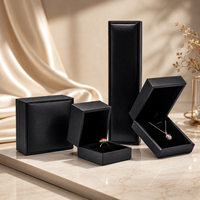 Boîte à bijoux de luxe personnalisée avec logo, en velours noir, pour ensemble de pendentifs, bracelet en cuir PU, collier, emballage de bijoux, boîte à alliances de mariage