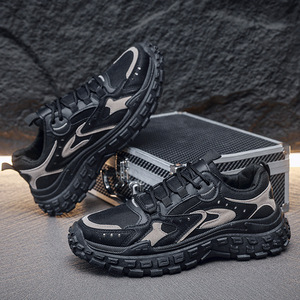 Chaussures de sport pour hommes à prix bas, vente en gros, nouvelles chaussures de marche/course. Antidérapant et respirant. Chaussures décontractées élégantes et tendance pour toutes les saisons. - Product Image 2