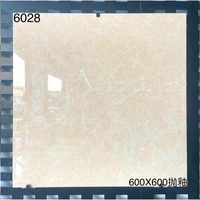 Carreaux de sol en céramique gris antidérapants, design moderne, 600x600, aspect marbre brillant, pour salon et salle de bain