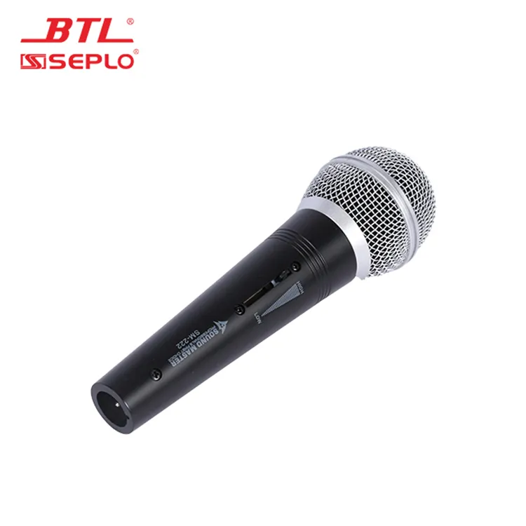 Microphone portable professionnel filaire en métal avec logo personnalisé pour journaliste de presse