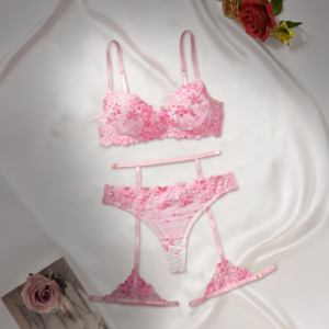 Set Lingerie Wanita 3-Piece Bordir Bunga Pink Seksi, Kontrol Ringan, Cepat Kering, Bernapas, Bra, Panty, dan Garter Belt - Product Image 1