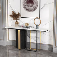 Table console d'entrée en métal de style italien, luxe léger, moderne et simple, armoire d'entrée, mur de couloir, vue sur le mur, plaque de roche