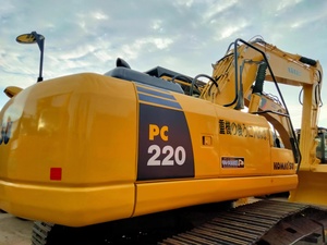 Excavatrice Komatsu pc220-8 de 22 tonnes d'occasion, bien entretenue, peu d'heures de fonctionnement, fiable pour la construction et l'aménagement paysager, Komatsu d'occasion - Product Image 5