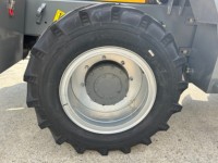 Wheel Loader China Gp 2.5T: Mesin Yuchai 4105, Bucket 1.5m³, Tinggi Buang 3.6m, 4F/4R.
