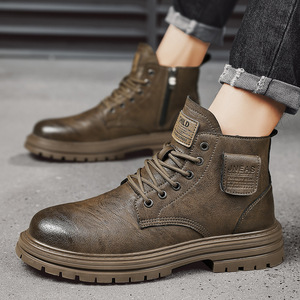 Botas de Combate para Hombre, Punta Redonda, Tacón Plano, Forro de Felpa, Suela de Goma Antideslizante, Detalle de Remaches, Estilo de Color Sólido - Product Image 1
