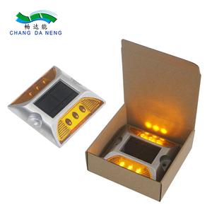 Meilleure <span class=keywords><strong>Qualité</strong></span> – <span class=keywords><strong>Balise</strong></span> Routière <span class=keywords><strong>Solaire</strong></span> Clignotante à Pointe Réfléchissante en Aluminium, Marqueur <span class=keywords><strong>de</strong></span> Sécurité Permanent pour Chemin, Fournisseur <span class=keywords><strong>de</strong></span> Yeux <span class=keywords><strong>de</strong></span> Chat Réfléchissants - Product Image 1