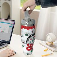 Gobelet isolé sous vide durable et écologique en acier inoxydable de 30oz sur le thème de Noël expédié en deux jours aux États-Unis