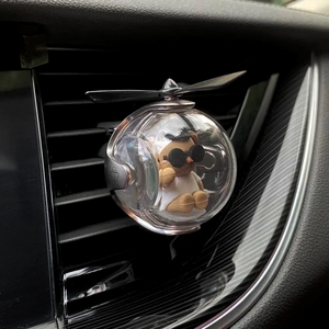 Ambientador Minions Hello Kitty Teddy Bear Pilot <span class=keywords><strong>con</strong></span> Clip de ventilación de fragancia de plástico sólido para decoración de Perfume de coche de lujo de dibujos animados - Product Image 6