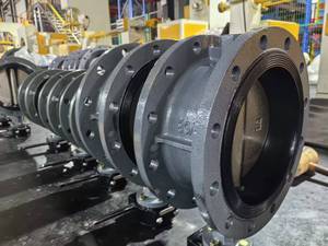 วาล์วผีเสื้อแบบมีหน้าแปลน ผลิตด้วยมือ วัสดุเหล็กหล่อ เหล็กกล้าคาร์บอน ผลิตอย่างมืออาชีพ ซีลนุ่ม แบบ Center Line - Product Image 3