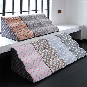 Großhandel Luxuriöse 2-Stufen Hundetreppe mit Weichem <span class=keywords><strong>Fleece</strong></span> und Schwamm Umweltfreundliche Haustierstufen für Couch und Bett - Product Image 6