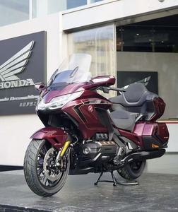 Motos d'occasion longue distance Honda <span class=keywords><strong>Gold</strong></span> Wing - Conception ergonomique + Réduction des vibrations <span class=keywords><strong>Moto</strong></span> de tourisme à essence - Product Image 3