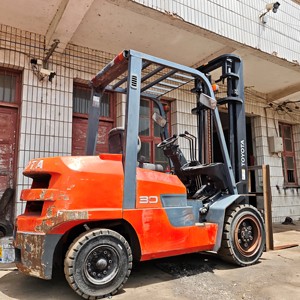 Used Diesel Toyota 3 Ton Mini <b>Forklift</b> Truck FDZN30 Good Condition Original Japanese Engine Tested Inspected Low Hours (0-2000) - Product Image 5