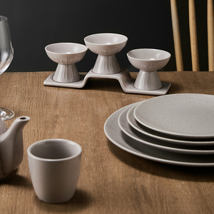 Juego de Café y Té Clásico ST de Porcelana Doble con Tazas y Platillos Duraderos y Ecológicos, Estilo Americano para Uso en Cafeterías - Product Image 5