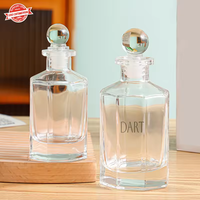 Bouteille en verre vide de diffuseur d'arôme transparent hexagonal transparent de 200ml 230ml avec bâton de rotin