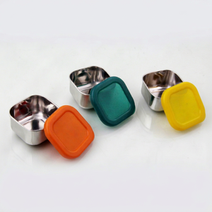 Boîte à lunch carrée en acier inoxydable durable, écologique, préservation de la fraîcheur, design classique, récipient alimentaire avec couvercle en silicone - Product Image 1
