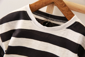 Nouvel ensemble de vêtements pour enfants, ensemble de vêtements pour enfants en coton, t-shirt et short, ensemble 2 pièces pour garçons - Product Image 4