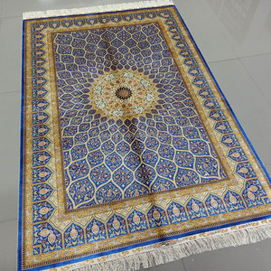 Alfombra Persa Azul de Seda de 4x6, Diseño de Medallón Persa Qum, Hecha a Mano en China, Anudada a Mano, para Dormitorio en Dubái - Product Image 1
