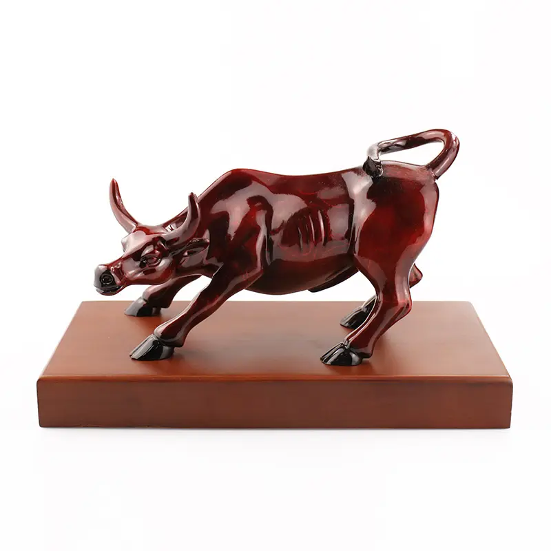 Creative home living room Chinese style decoration golden miniature casting crafts brass wall street bull statue