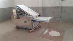 Máquina Eléctrica Automática para Hacer Bazlama, Prensa para Pan Plano, para Uso en Restaurantes y Servicios de Catering - Product Image 6