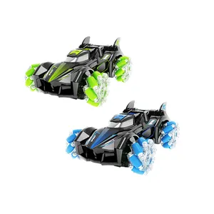 Sprey fonksiyonu Off-road RC araba Drift RC araba ile 2.4G arazi uzaktan kumanda araç yüksek hızlı dublör araba