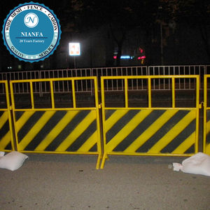 Barricades <span class=keywords><strong>en</strong></span> acier robuste galvanisé antirouille contrôle des foules chantiers de construction accessoires de clôture <span class=keywords><strong>bois</strong></span> traité sous pression Nature - Product Image 6