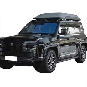 BYD Yangwang U8 Berline 2024 à autonomie étendue CLTC 1000 km, conduite à gauche, intérieur sombre, sièges en cuir turbo, pneus R18 - Product Image 1